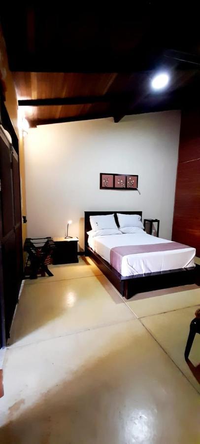 Hotel Amazon Bed And Breakfast Leticia Exteriör bild